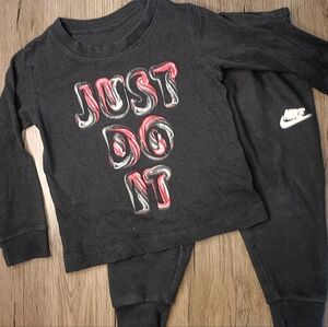 Nike Shirt And Sweats